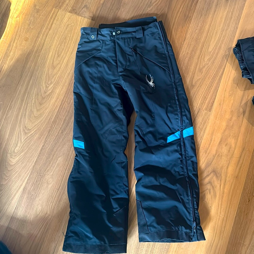 ⛷️ Spyder Boys Ski Pants – Size 10 – Excellent Condition! ⛷️